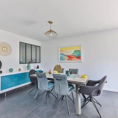 Jolie Maison Avec Piscine Chauffée Aux Sables * Olonne-sur-Mer