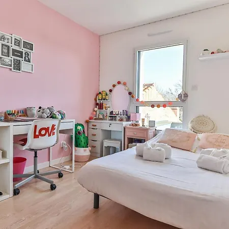 Jolie Maison Avec Piscine Chauffée Aux Sables Appartamento